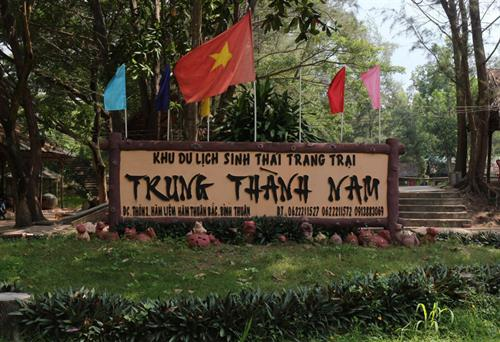 Thuê Xe Mũi Né đi Câu Cá Trung Thành Nam - Vinh Lộc - Bàu Mai (Nữa Ngày)